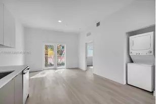 110 N Foster Rd, Hallandale Beach, FL 33009 - Photo 6