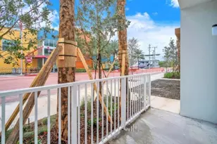 110 N Foster Rd, Hallandale Beach, FL 33009 - Photo 12