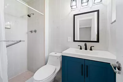 9835 SW 76th St, Miami, FL 33173 - Photo 8