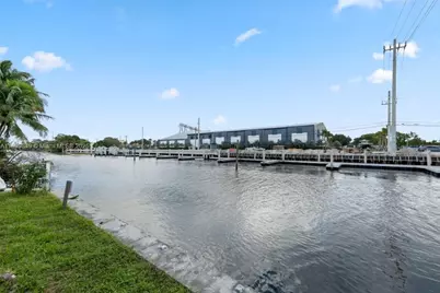 709 NW 7th St, Dania Beach, FL 33004 - Photo 42