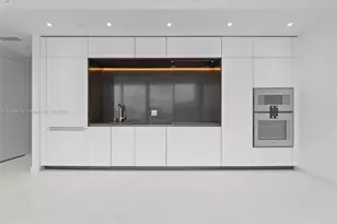 300 Biscayne Blvd Way, Miami, FL 33131 - Photo 22