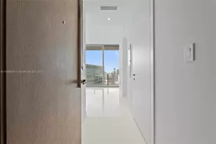 300 Biscayne Blvd Way, Miami, FL 33131 - Photo 14