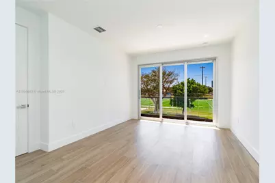 734 NE 14th Ave, Fort Lauderdale, FL 33304 - Photo 20