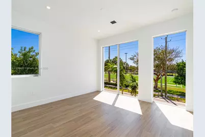 734 NE 14th Ave, Fort Lauderdale, FL 33304 - Photo 18