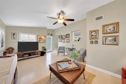 7910 SW 17th St, Miami, FL 33155 - Photo 4