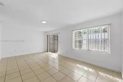624 NW 11th St #624, Miami, FL 33136 - Photo 10