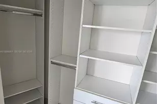 60 SW 13th St, Miami, FL 33130 - Photo 22