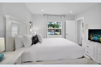 1315 NE 16th Ave, Fort Lauderdale, FL 33304 - Photo 10