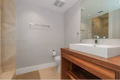 2301 Collins Ave #738, Miami Beach, FL 33139 - Photo 2