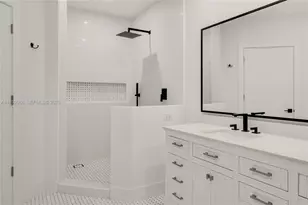 848 Brickell Key Dr, Miami, FL 33131 - Photo 30