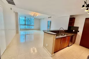300 S Biscayne Blvd, Miami, FL 33131 - Photo 6