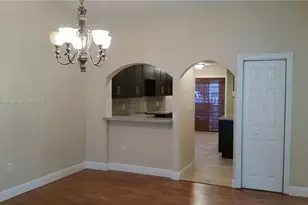 11071 SW 11th Pl, Davie, FL 33324 - Photo 8