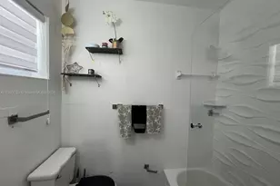 1430 NE 149th St, Miami, FL 33161 - Photo 38