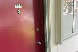 100 SW 132nd Way, Pembroke Pines, FL 33027 - Photo 14