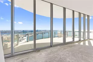 300 Biscayne Blvd Way, Miami, FL 33131 - Photo 2