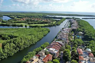 6223 Paradise Point Dr, Palmetto Bay, FL 33157 - Photo 4