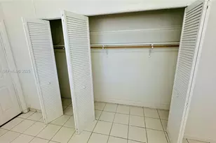 8000 Tatum Waterway Dr, Miami Beach, FL 33141 - Photo 12