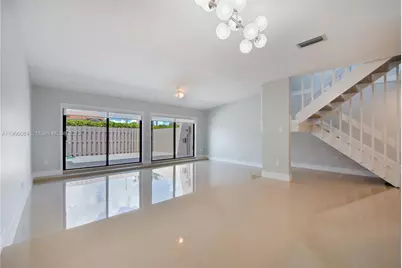 7424 SW 106th Pl, Miami, FL 33173 - Photo 12