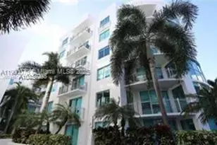 110 Washington Ave, Miami Beach, FL 33139 - Photo 1