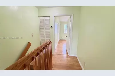 870 NE 212th Ter #4, Miami, FL 33179 - Photo 18