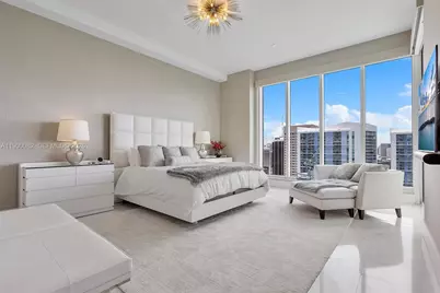 900 Brickell Key Blvd #3103, Miami, FL 33131 - Photo 32