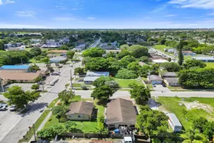 2321 NW 20th St, Fort Lauderdale, FL 33311 - Photo 14