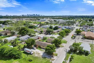 2321 NW 20th St, Fort Lauderdale, FL 33311 - Photo 18