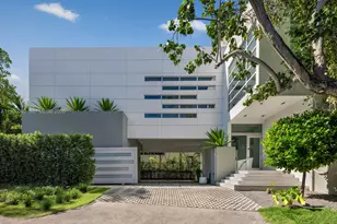 440 S Hibiscus Dr, Miami Beach, FL 33139 - Photo 56