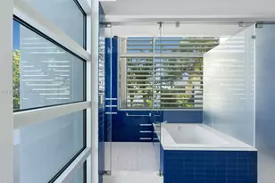 440 S Hibiscus Dr, Miami Beach, FL 33139 - Photo 38