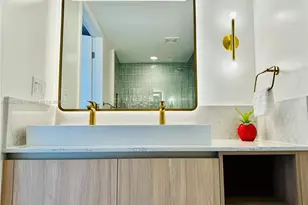 159 NE 6th St, Miami, FL 33132 - Photo 24