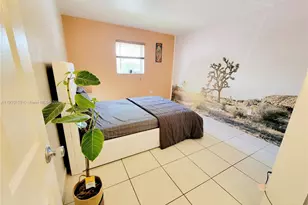 8609 SW 68th Ct, Pinecrest, FL 33156 - Photo 12