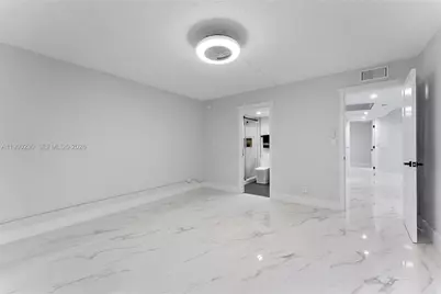 2004 Granada Dr #H1, Coconut Creek, FL 33066 - Photo 8