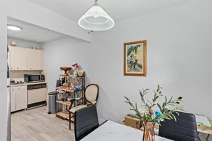 13250 SW 7th Ct, Pembroke Pines, FL 33027 - Photo 8