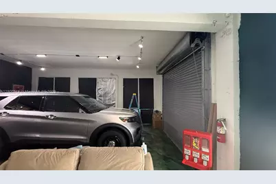 7040 NW 6th Ct, Miami, FL 33150 - Photo 2