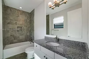 8445 E Watercrest Cir E, Parkland, FL 33076 - Photo 42