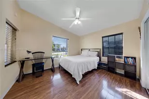 526 S 28th Ave, Hollywood, FL 33020 - Photo 12