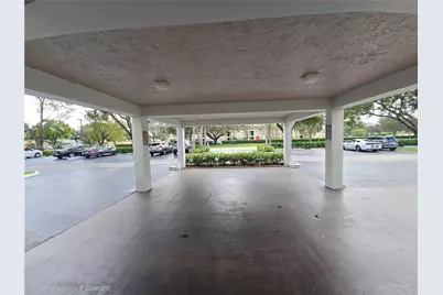 8735 Ramblewood Dr #413, Coral Springs, FL 33071 - Photo 4
