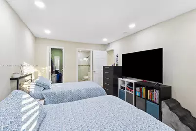 5665 W 20th Ave #212, Hialeah, FL 33012 - Photo 12