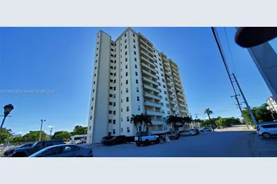 900 NE 18th Ave #1202, Fort Lauderdale, FL 33304 - Photo 2