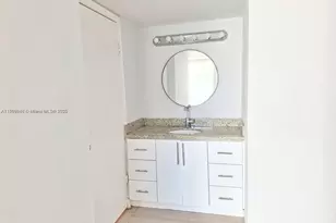 2011 Bay Dr, Miami Beach, FL 33141 - Photo 16