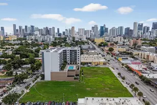 1110 NW 1st St, Miami, FL 33128 - Photo 2