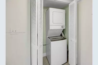 8160 Geneva Ct #314, Doral, FL 33166 - Photo 6