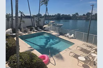 5880 Collins Ave #806, Miami Beach, FL 33140 - Photo 20