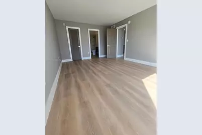 9800 W Bay Harbor Dr #305, Bay Harbor Islands, FL 33154 - Photo 10