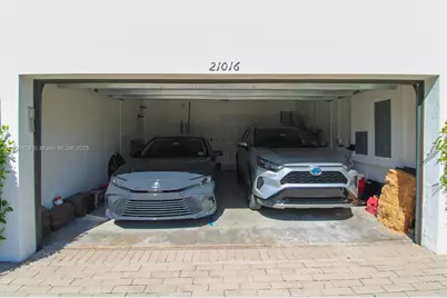 21016 NE 2nd Ct, Miami, FL 33179 - Photo 22