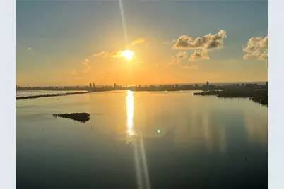 488 NE 18th St #4612, Miami, FL 33132 - Photo 46