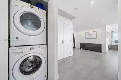 488 NE 18th St #4612, Miami, FL 33132 - Photo 20