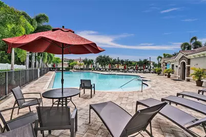 650 NE 193rd Ter, Miami, FL 33179 - Photo 28