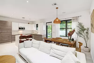 650 NE 193rd Ter, Miami, FL 33179 - Photo 8