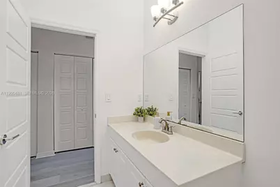 650 NE 193rd Ter, Miami, FL 33179 - Photo 22
